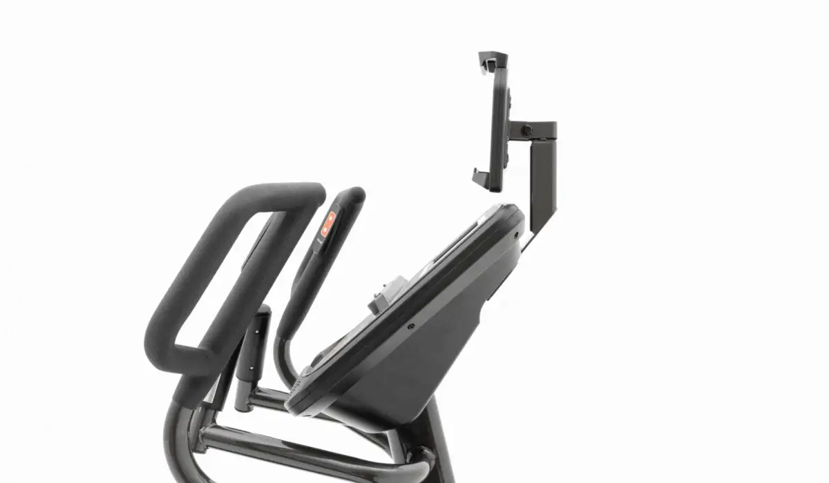 Spirit Fitness XE395 Elliptical - Image 4
