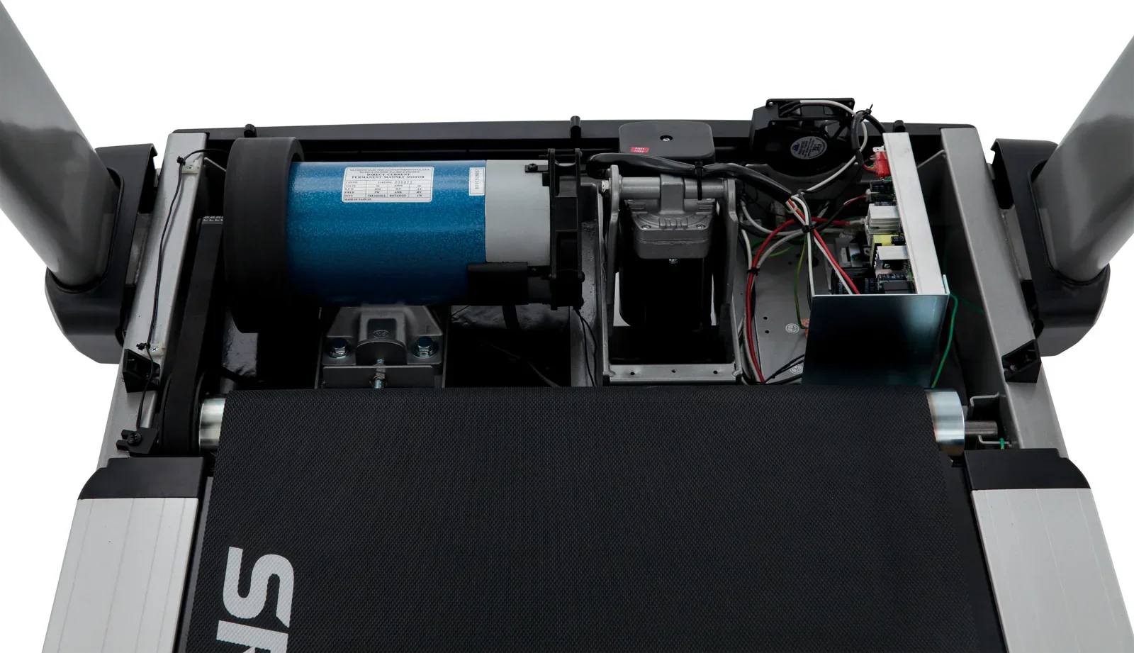 Spirit Fitness XT685 Treadmill - Image 10